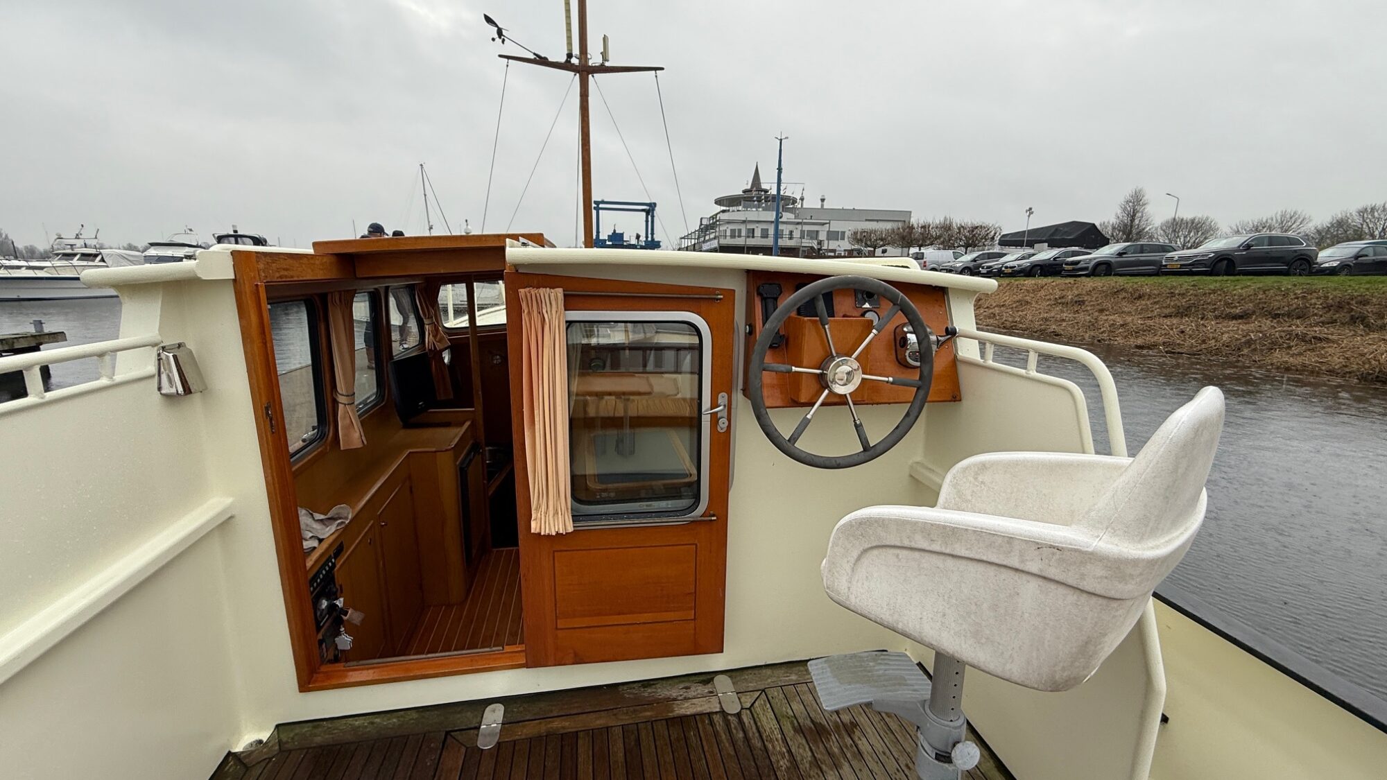 foto: 16 Mooie Nel Mooie Nel 9.50 OK