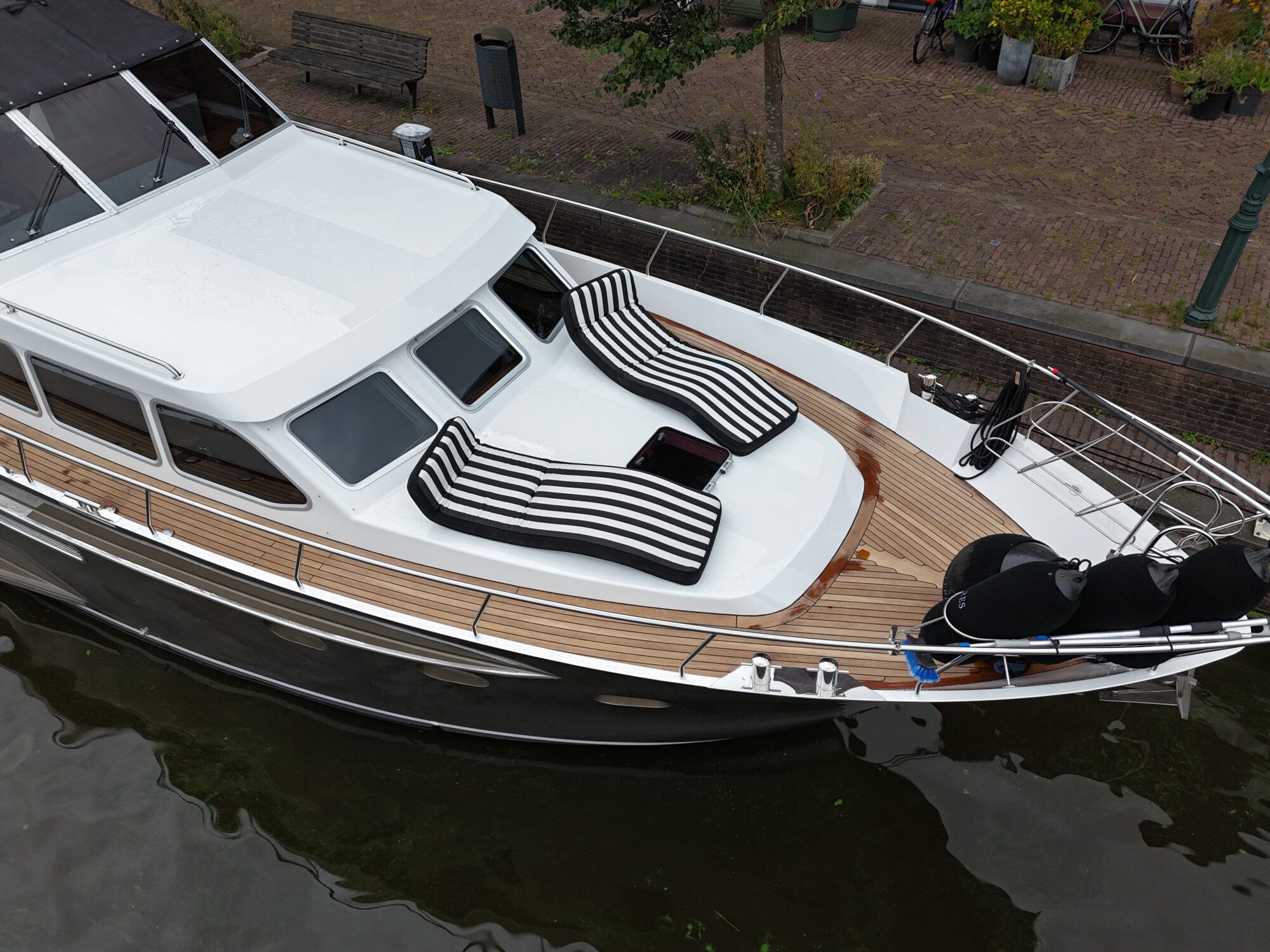 foto: 5 Van der Heijden Van der Heijden 14.00 Dynamic DeLuxe Cabrio