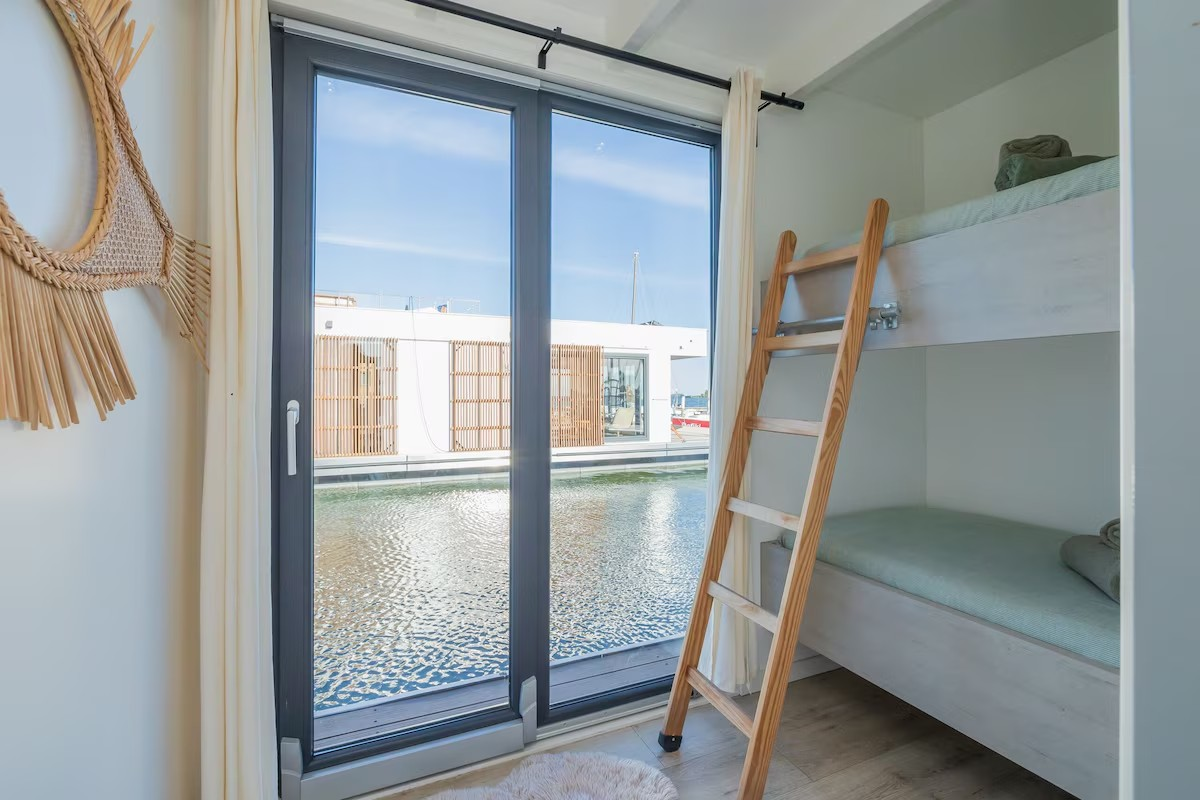 foto: 5 Surla 15 Houseboat Zelfvoorzienend