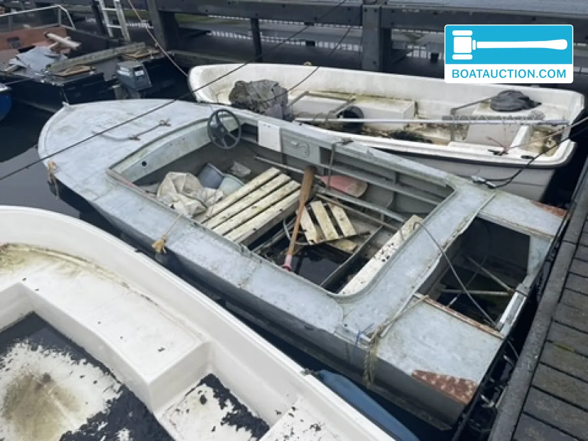 foto: 5 Speedboot 400