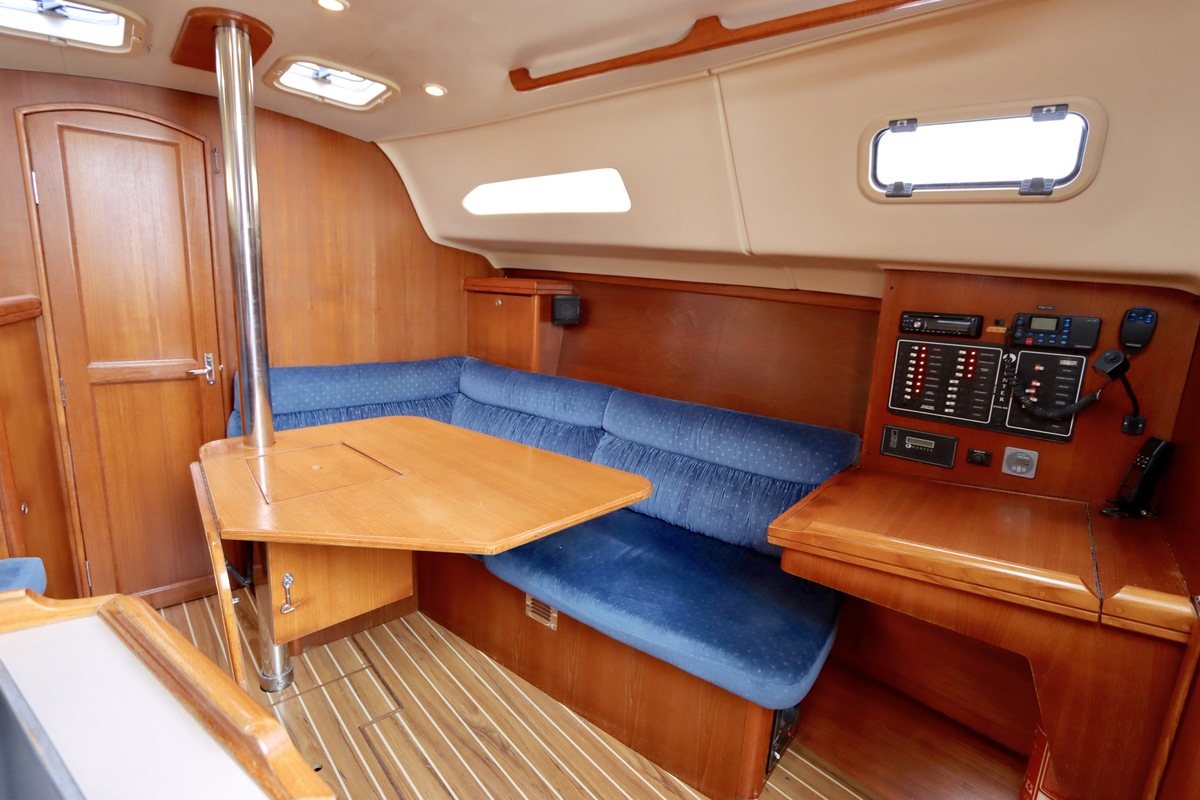 foto: 10 Hunter 306