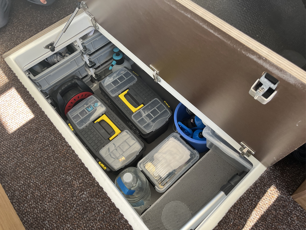 foto: 7 Jeanneau NC 9