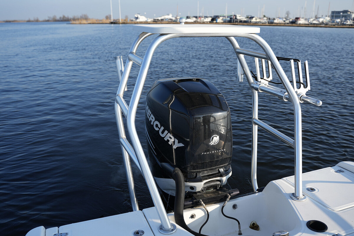 foto: 5 Boston Whaler 230 Dauntless
