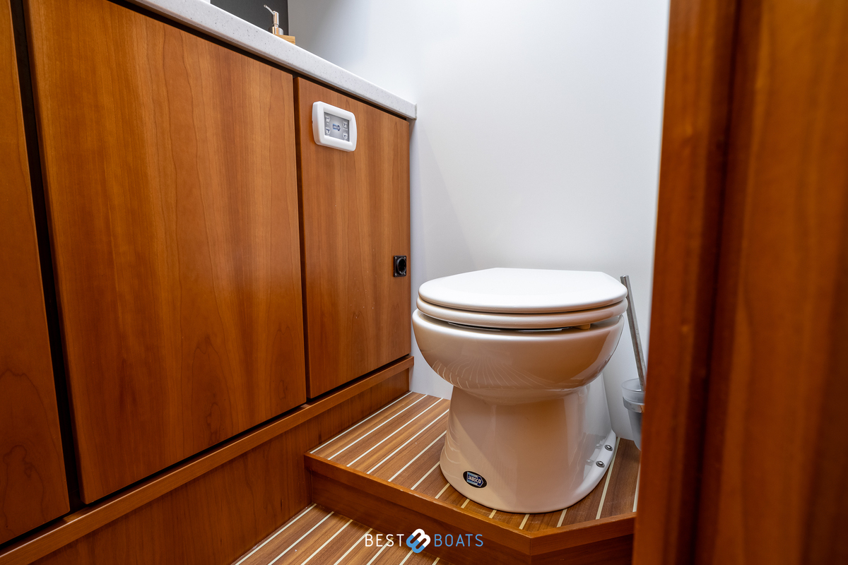 foto: 16 Linssen Grand Sturdy 410 AC Variotop