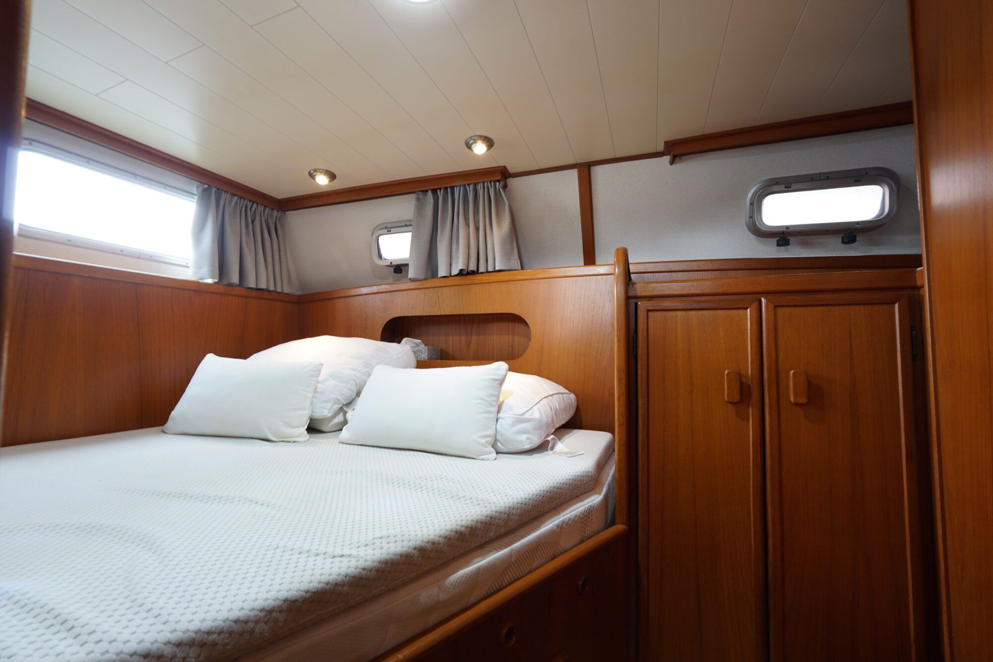 foto: 9 Pedro Pedro Kruiser 30 AK Cabrio