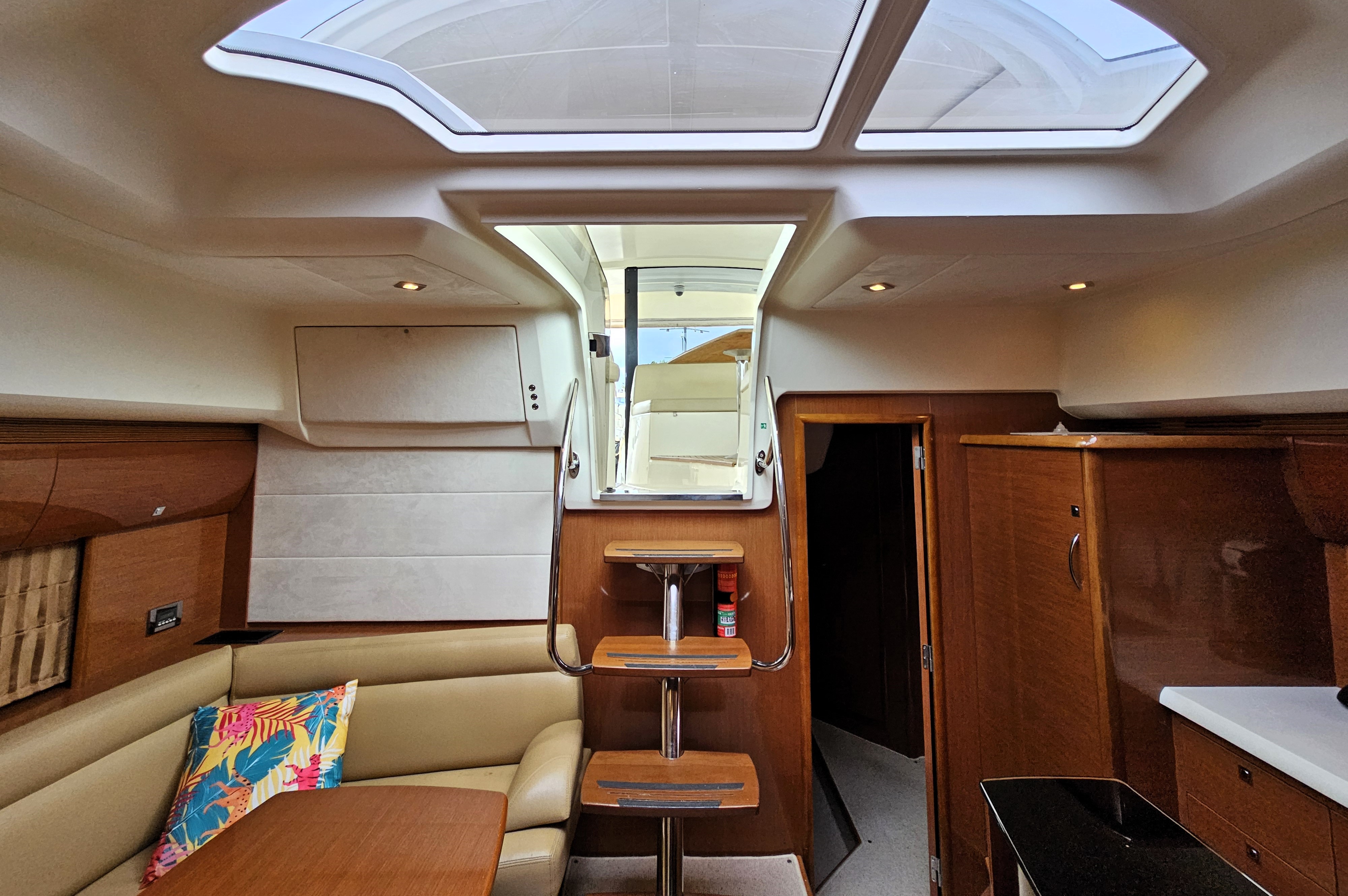 foto: 21 Jeanneau Prestige 42S