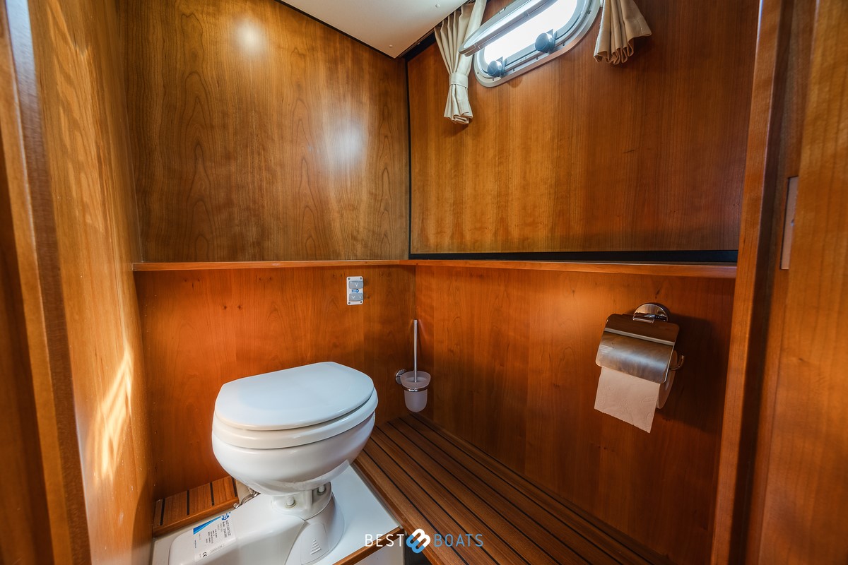 foto: 10 Linssen Grand Sturdy 60.33 AC Diamond Edition - SOLD