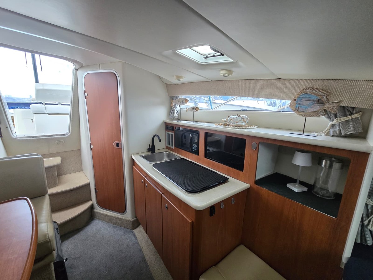 foto: 7 Bayliner 285 SB