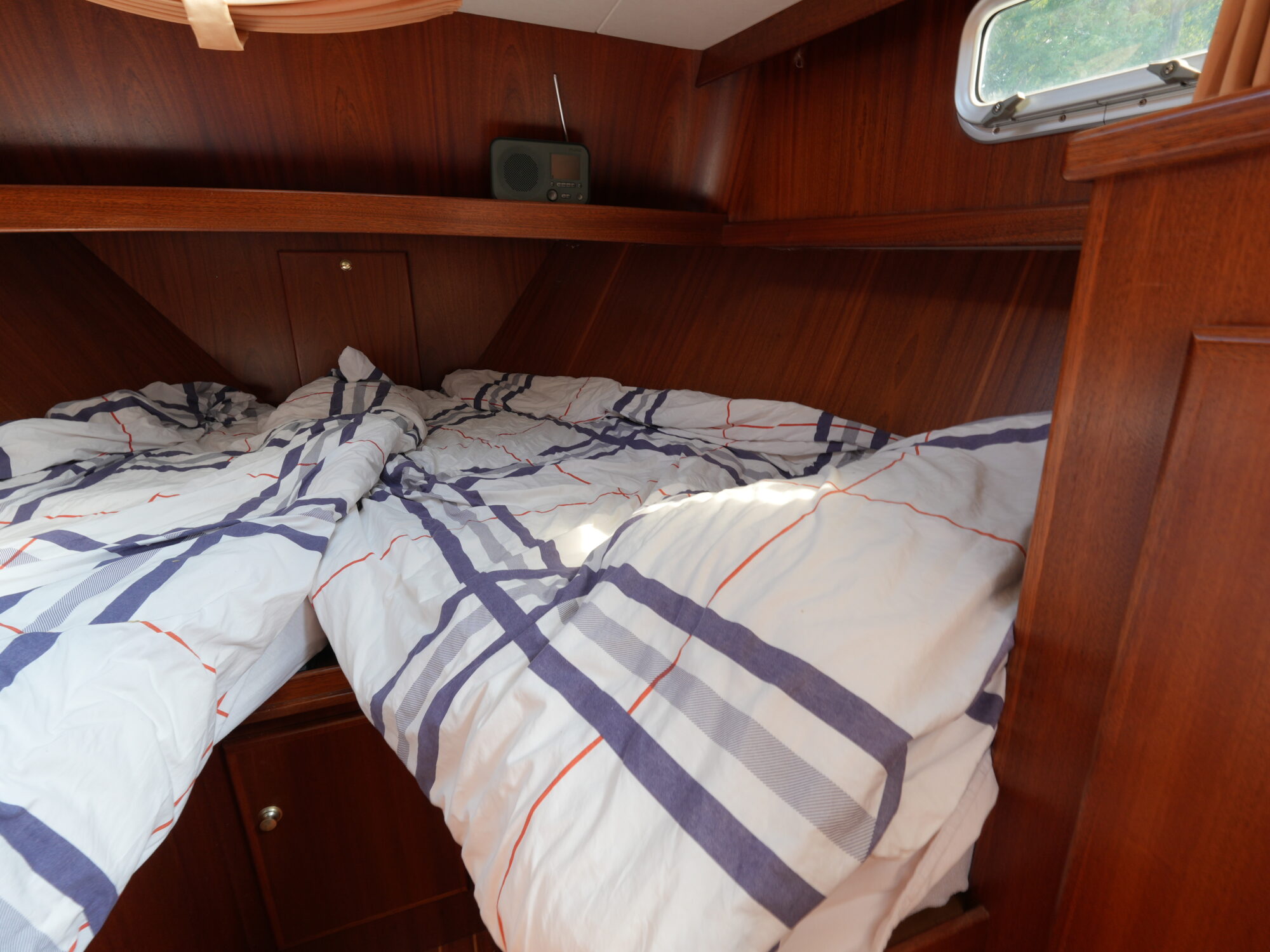foto: 10 Jetten Jetten Bully 800