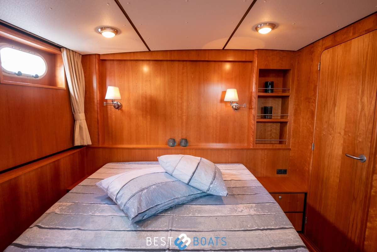 foto: 10 Linssen Grand Sturdy 40.9 AC