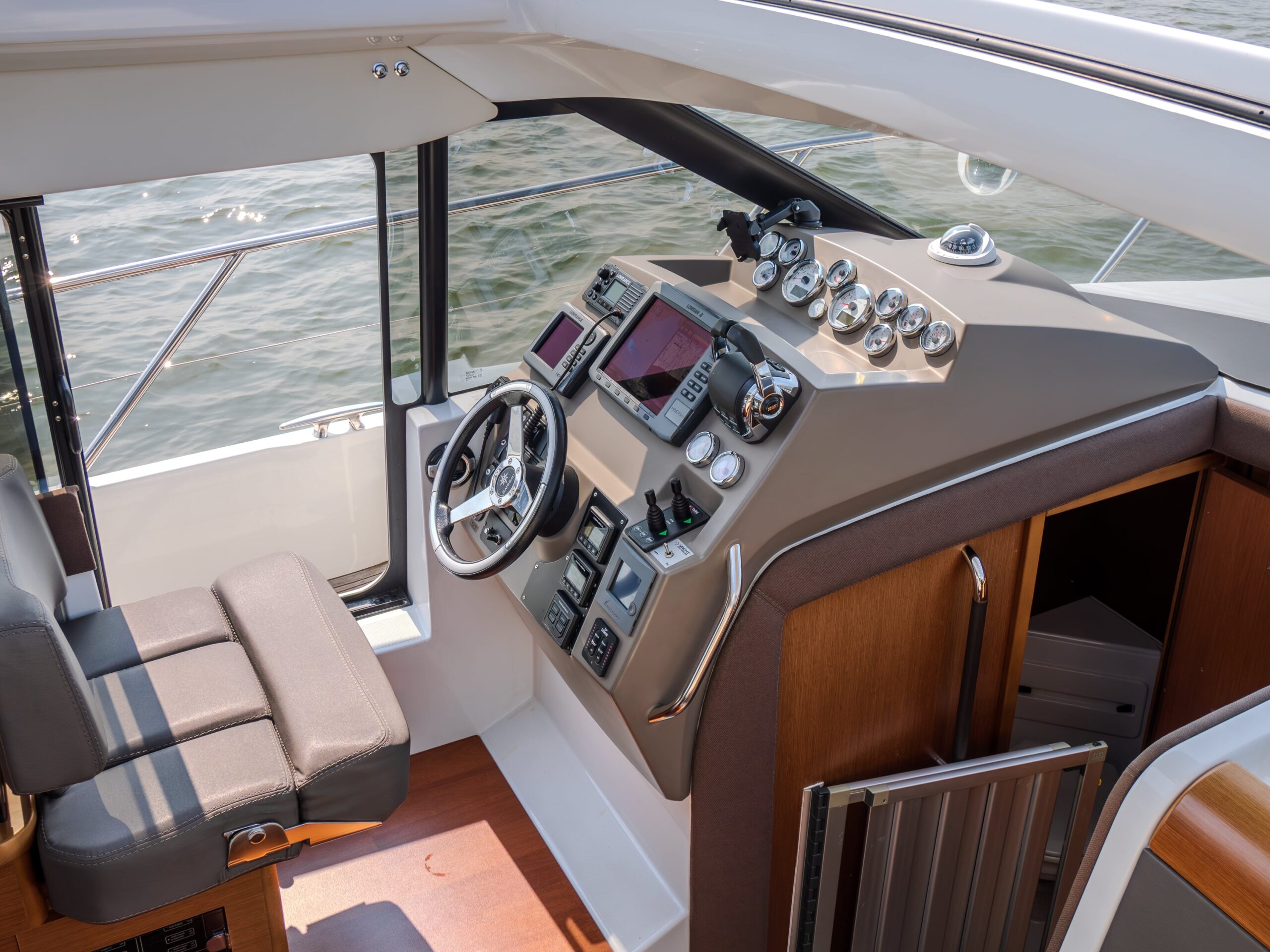 foto: 5 Jeanneau Jeanneau NC11 BONO