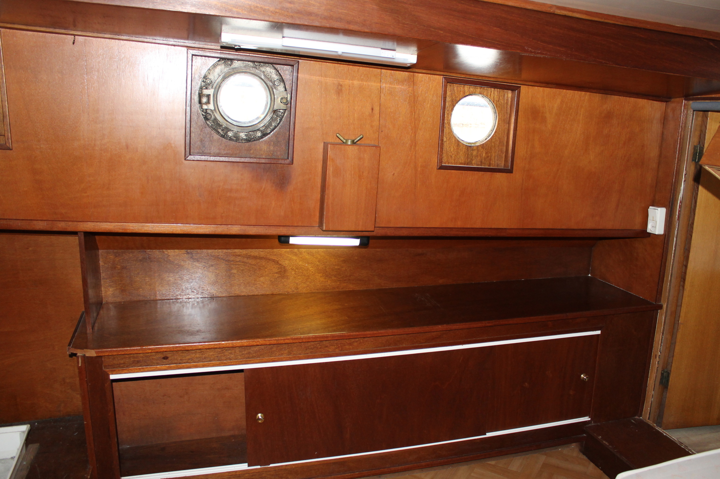 foto: 16 Tjalk Varend Woonschip 19.99