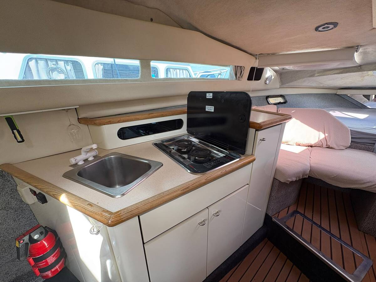 foto: 5 Bayliner 2855 CIERA
