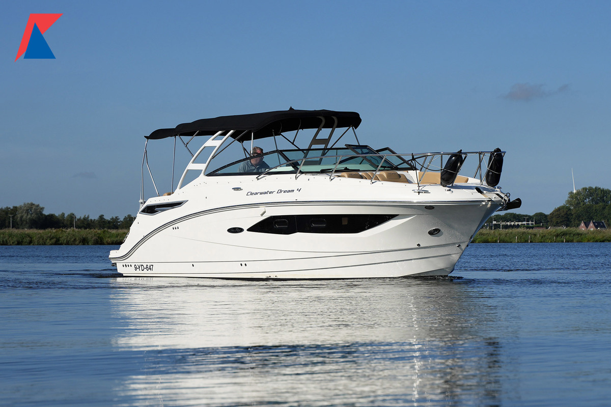 hoofdfoto: 1 Sea Ray Sundancer 290