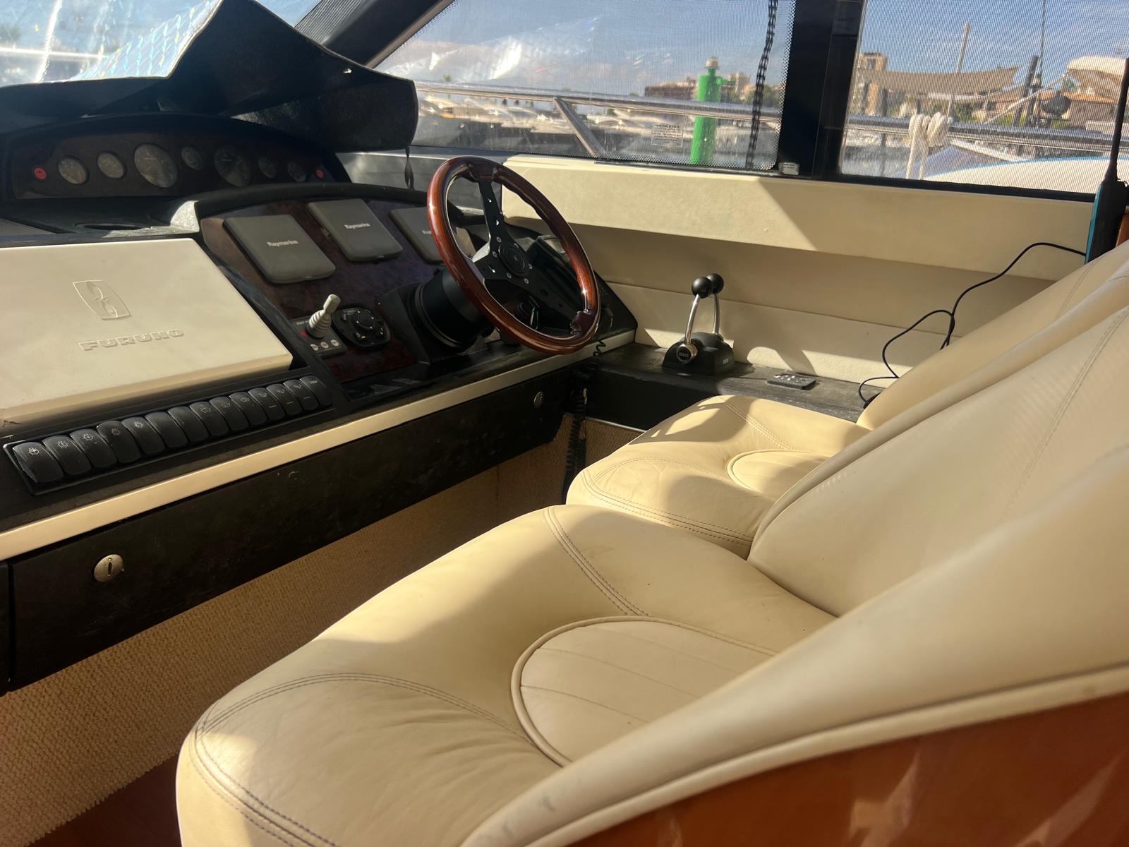 foto: 5 Princess  42 Fly