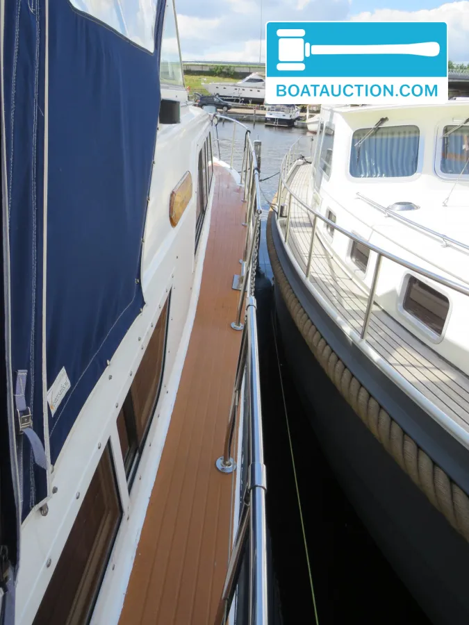 foto: 6 Chris Craft Catalina 35 DC