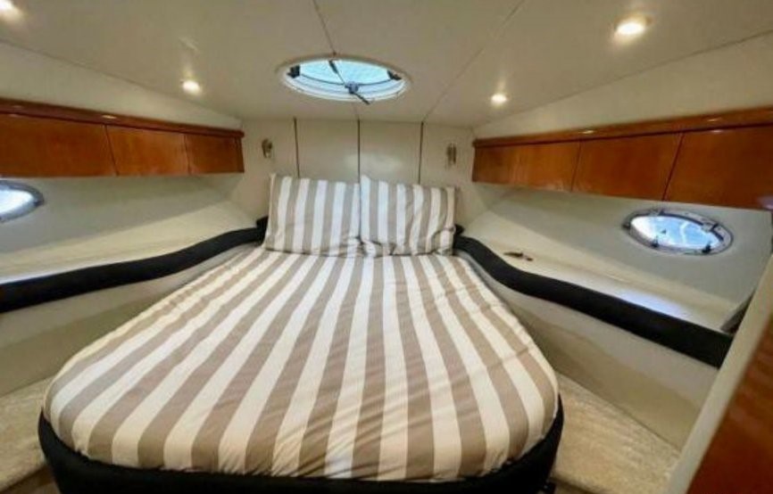 foto: 9 Sunseeker Camargue 44