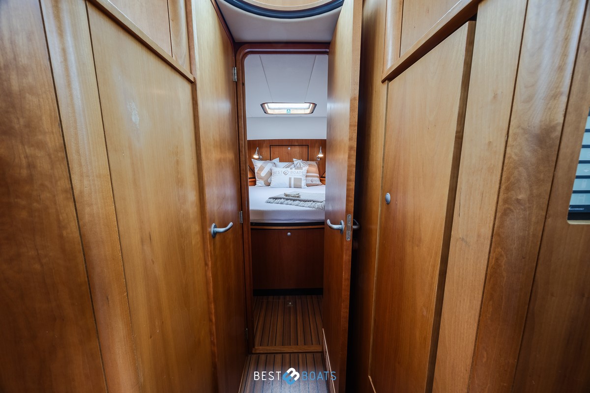 foto: 10 Linssen Grand Sturdy 34.9 AC