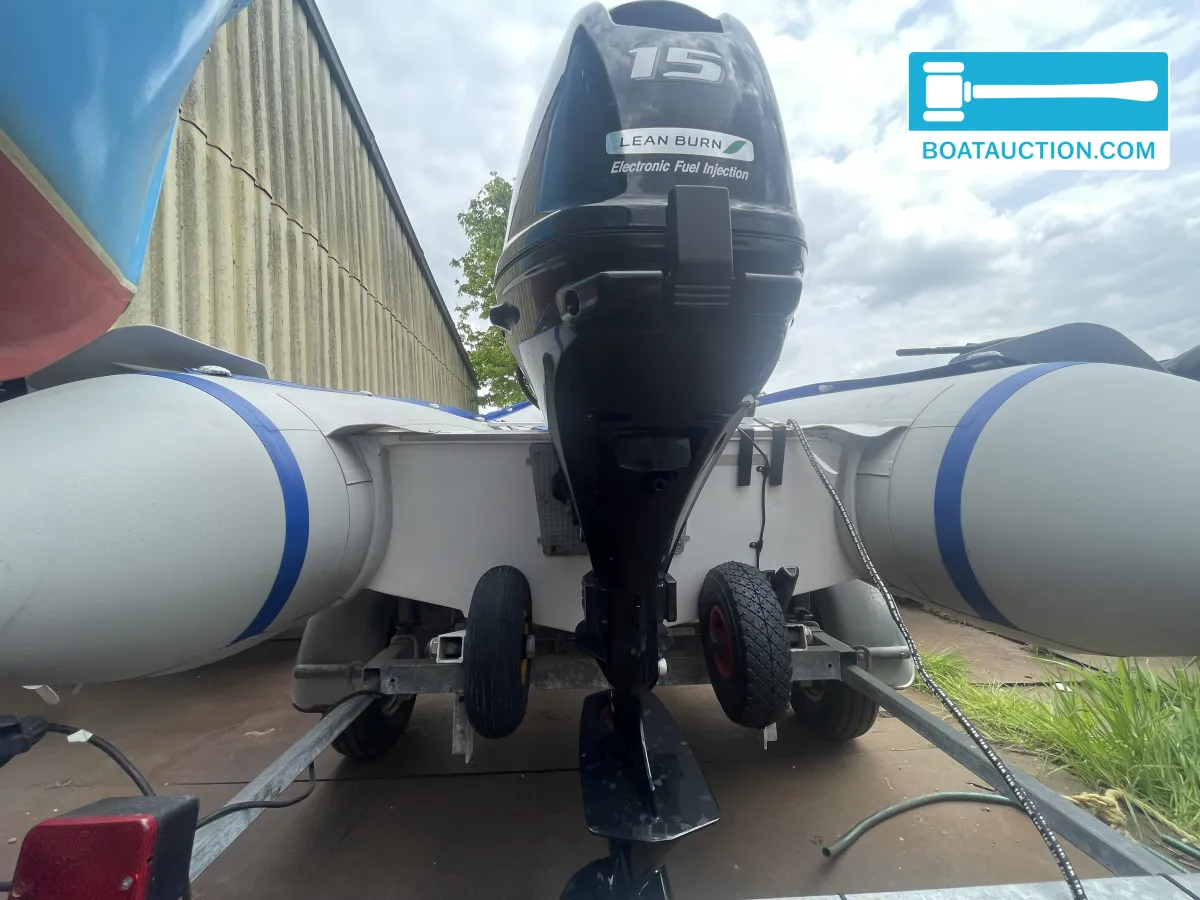 foto: 5 Lodestar 330