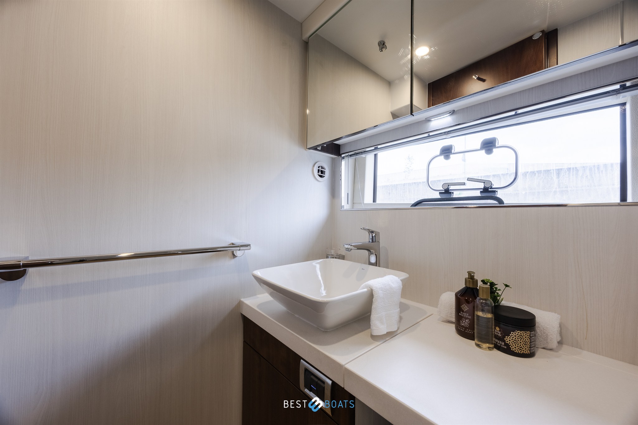 foto: 9 Fairline Targa 53 OPEN