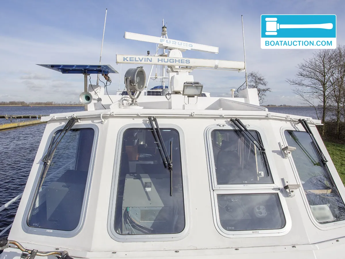 foto: 19 Bateau de patrouille 2300