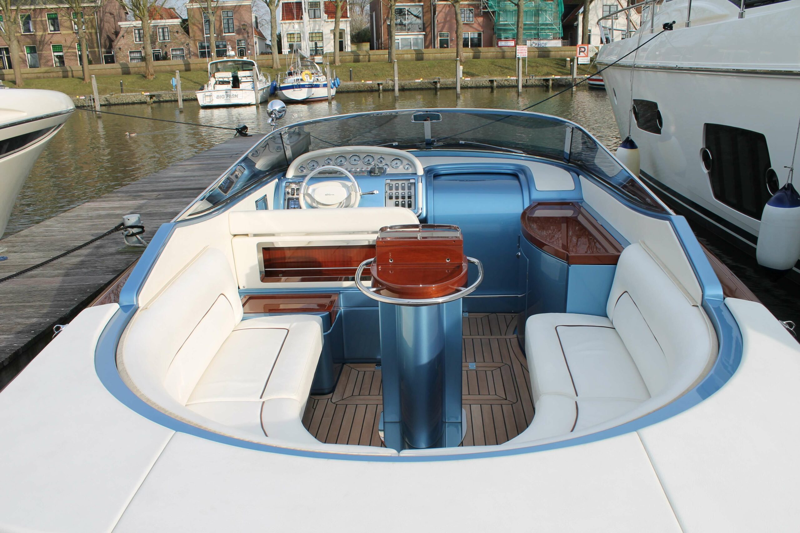 foto: 5 Riva 33 Aquariva Super