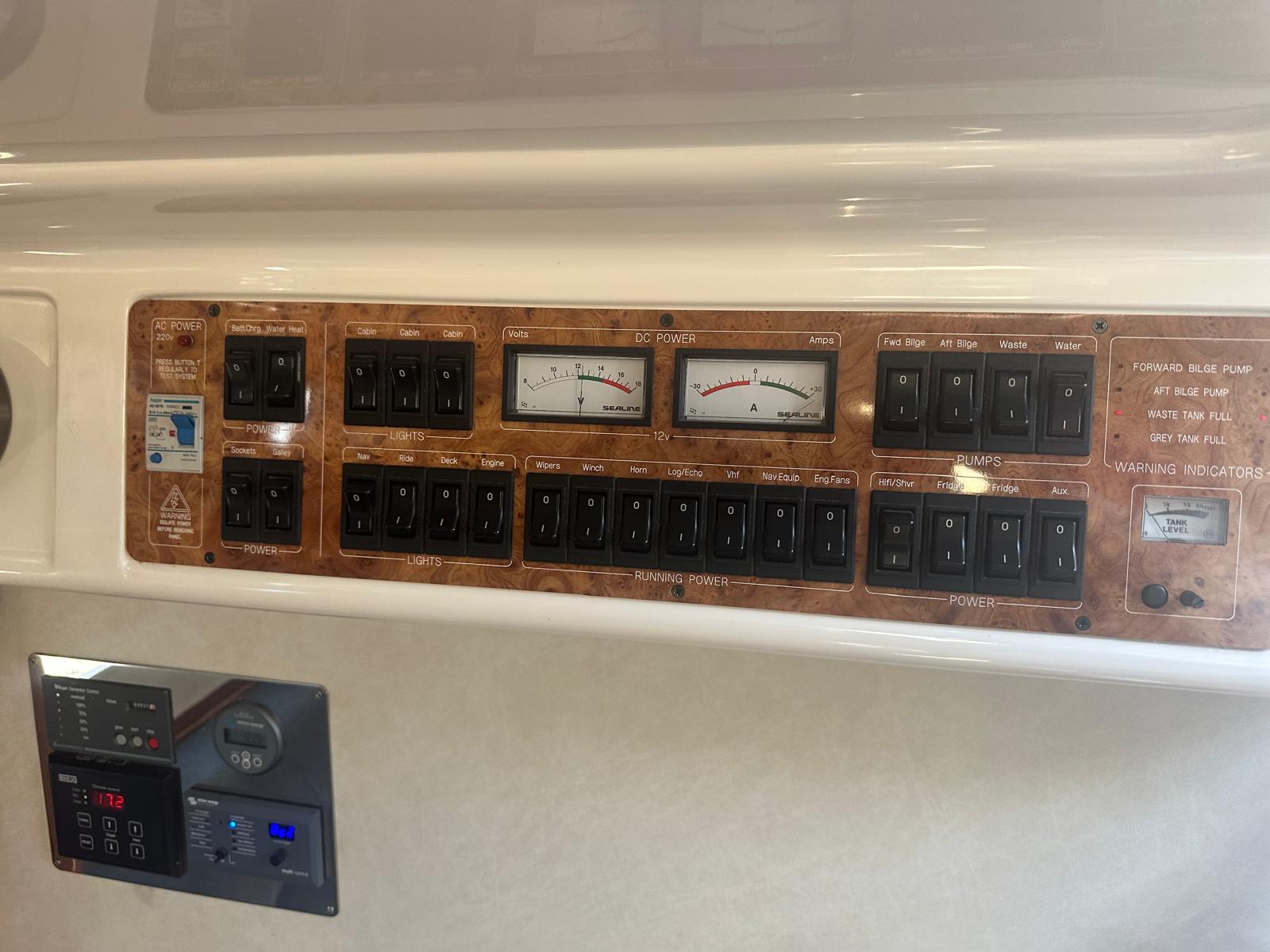 foto: 5 Sealine S 37