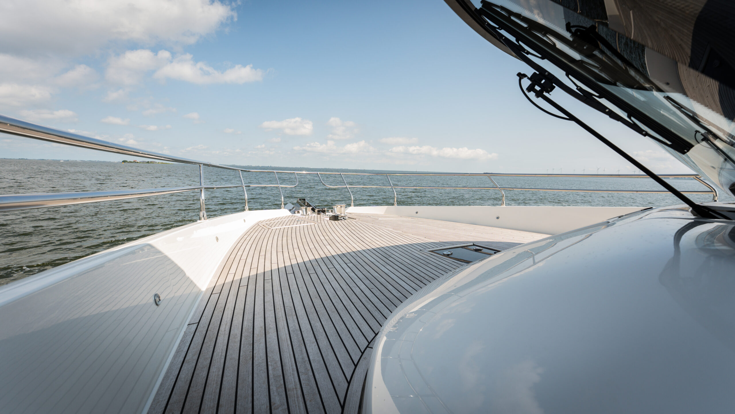 foto: 27 Prestige X70