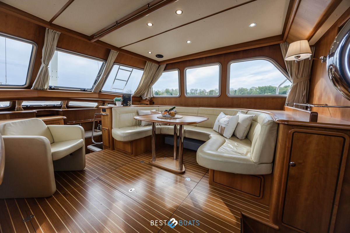 foto: 16 Linssen Grand Sturdy 470 AC Mark II Twin