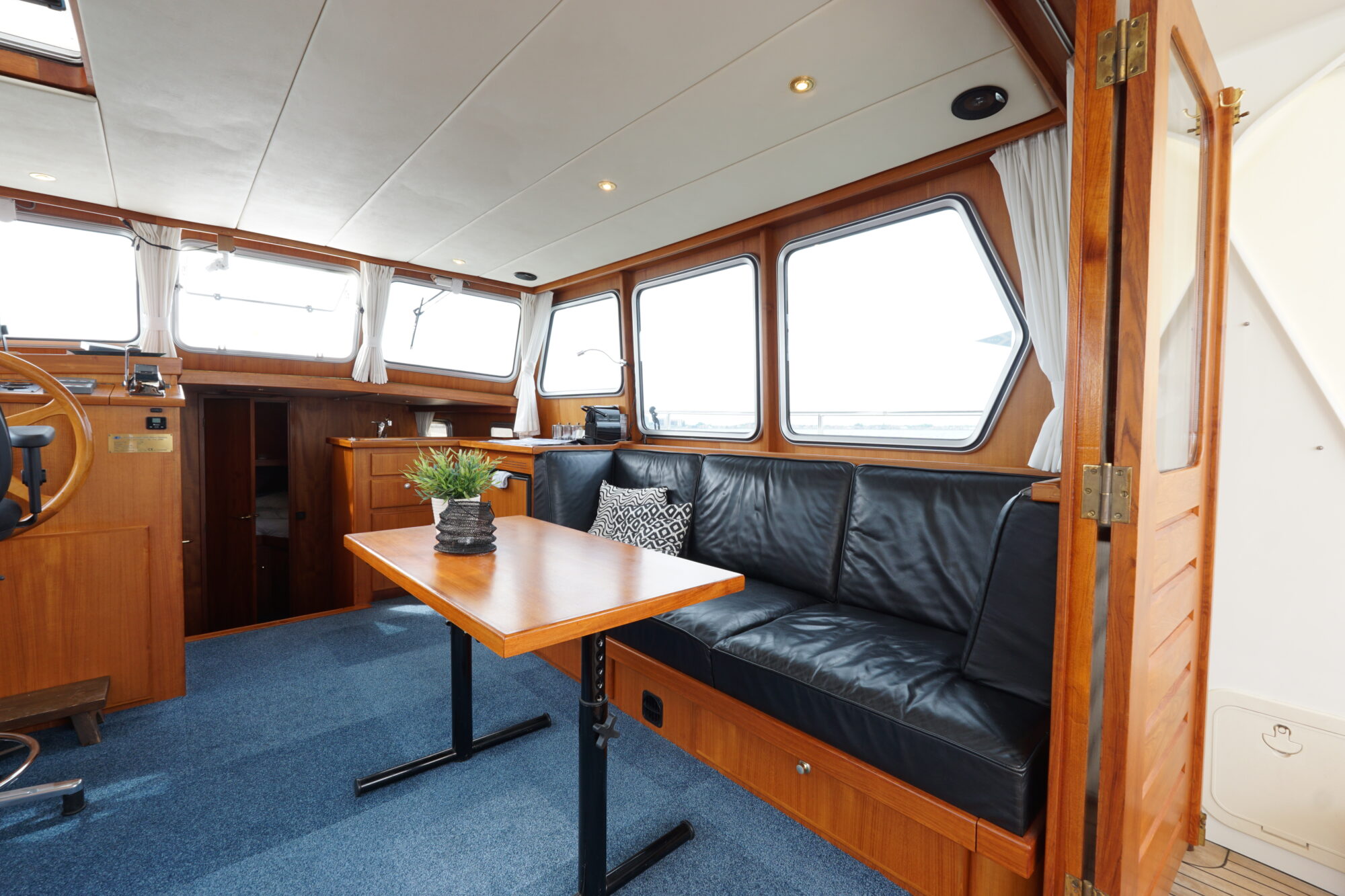 foto: 8 SK SK Kotter 12.50 Sedan