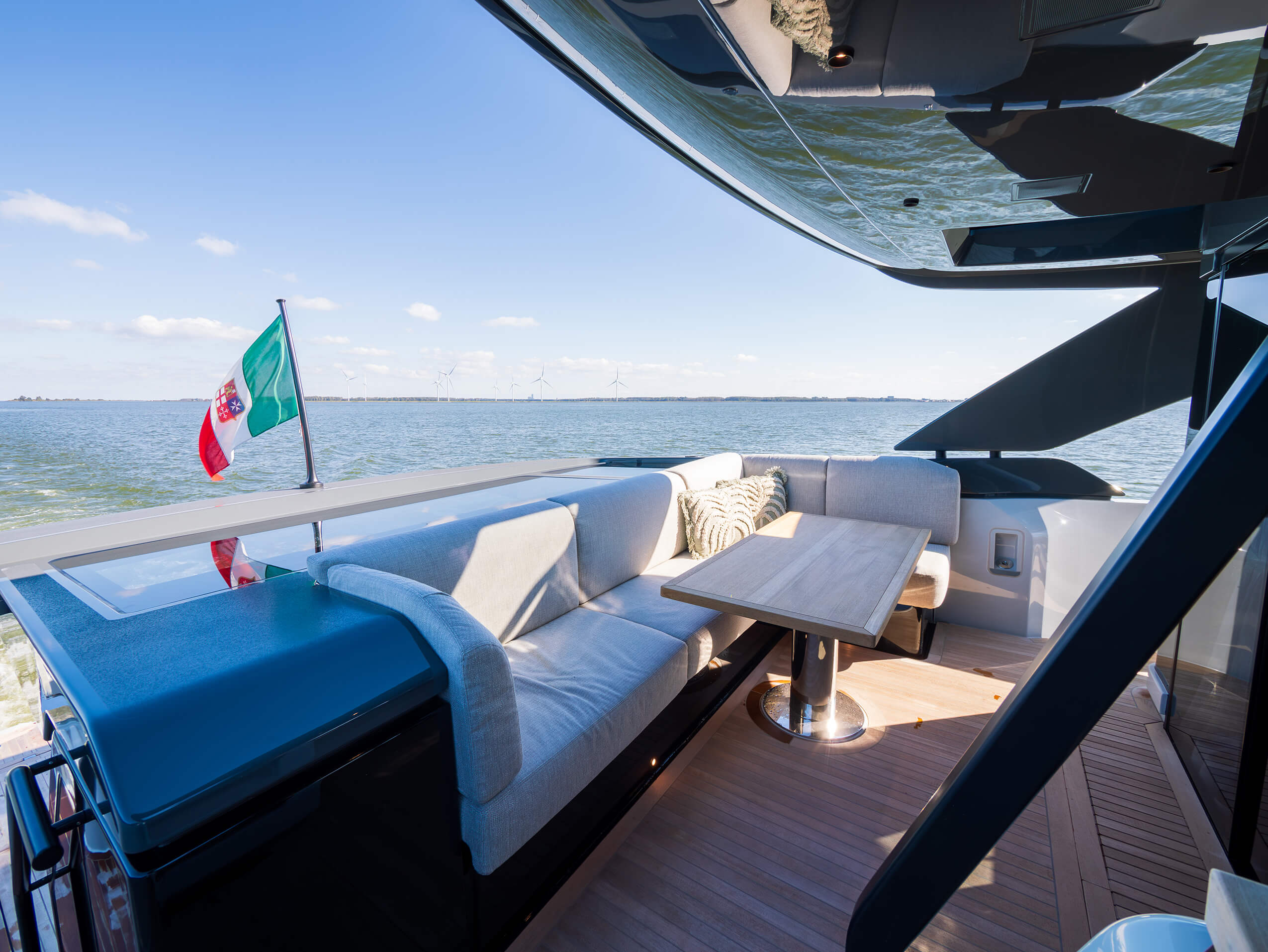 foto: 8 Bluegame BGX60