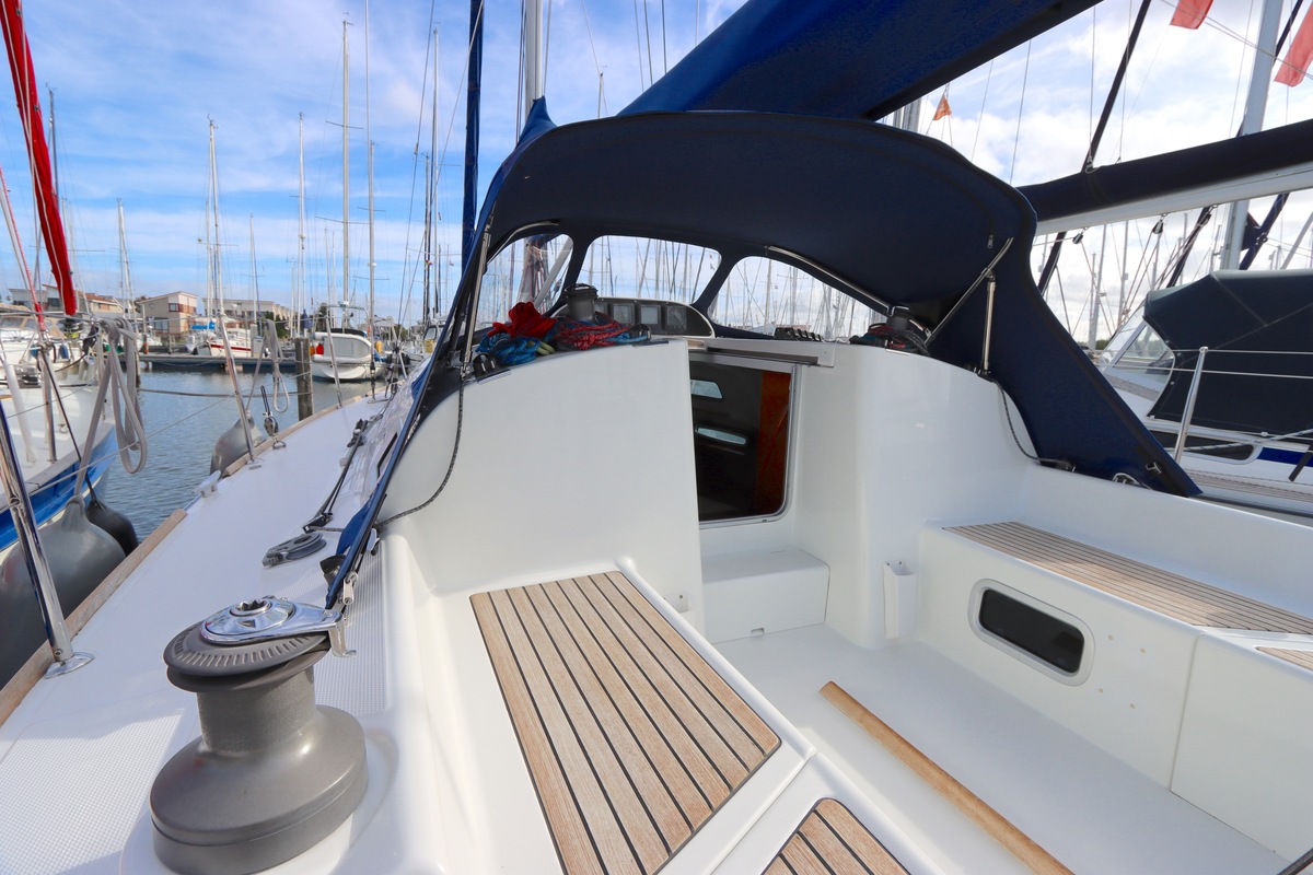 foto: 25 Beneteau  First 36.7 Performance uitvoering