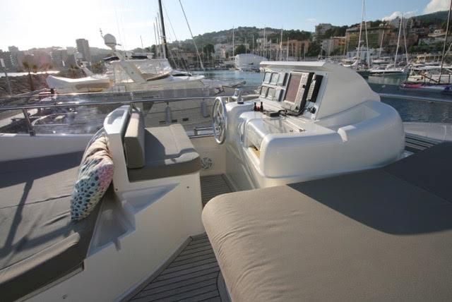 foto: 8 Ferretti  760