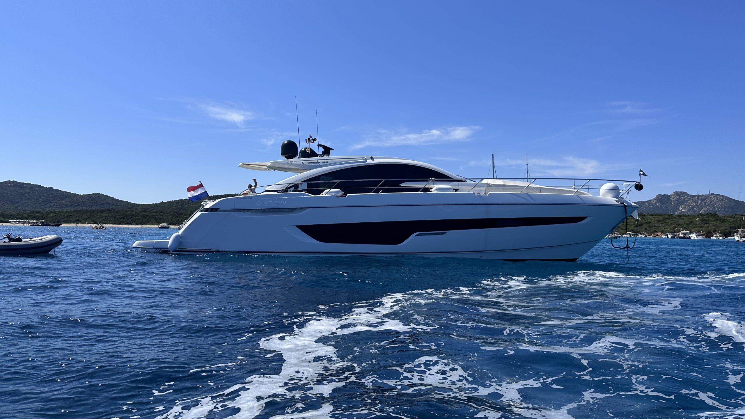 hoofdfoto: 1 Fairline Targa 65 GTO #25