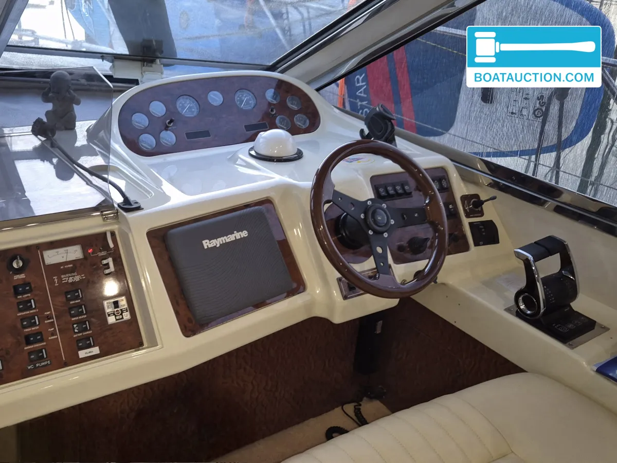 foto: 5 Princess 380 Fly