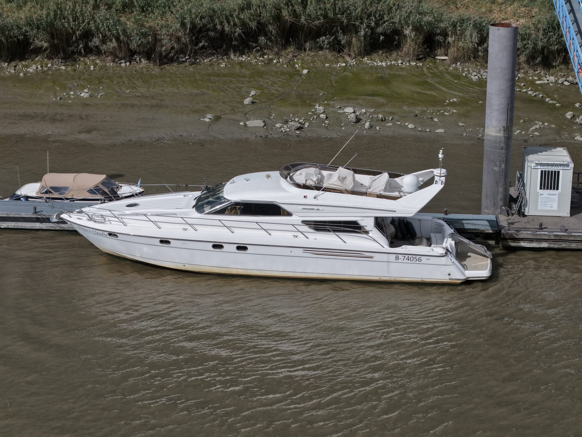 foto: 13 Princess Princess 60 Flybridge