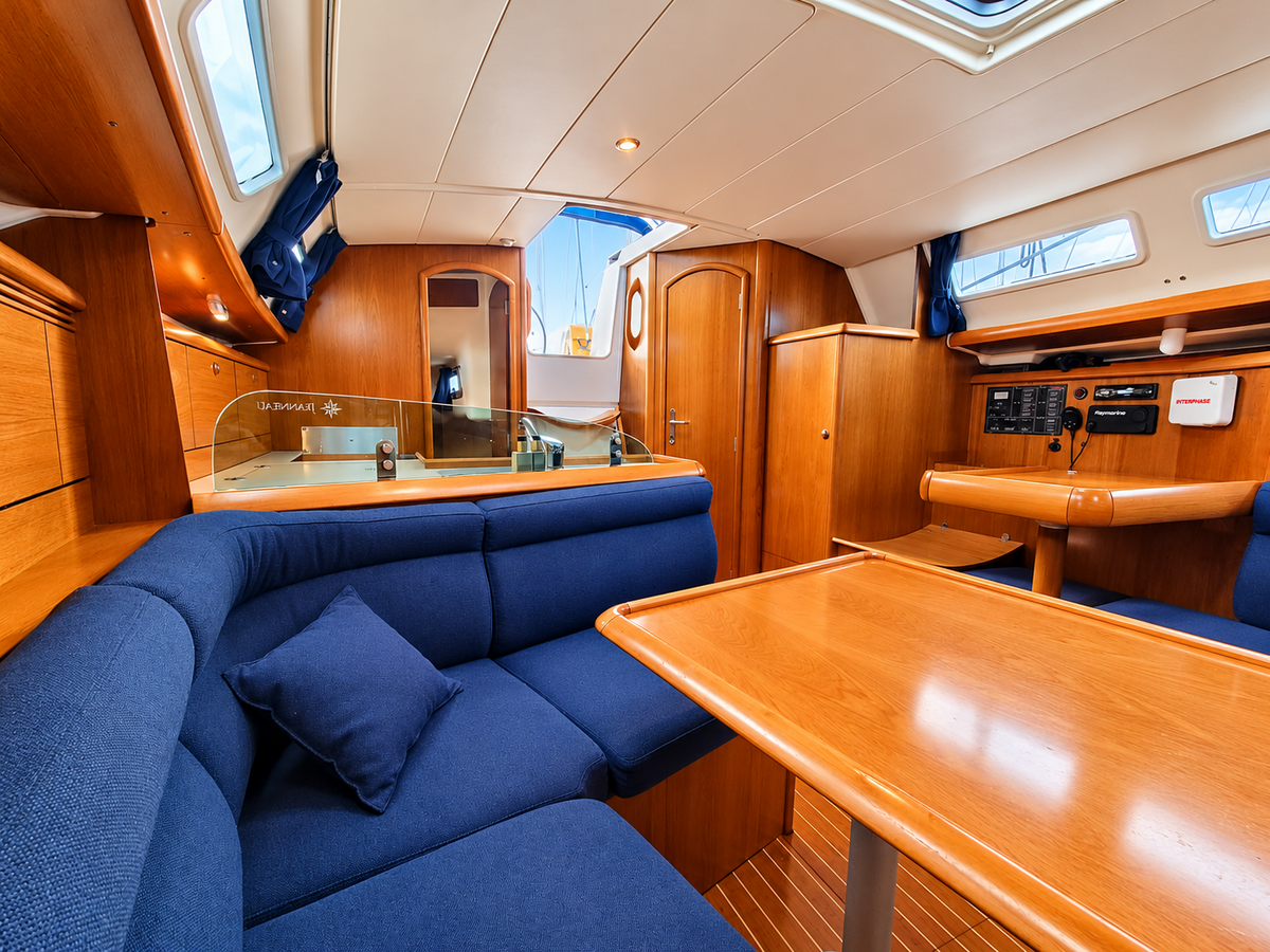 foto: 6 Jeanneau Sun Odyssey 37