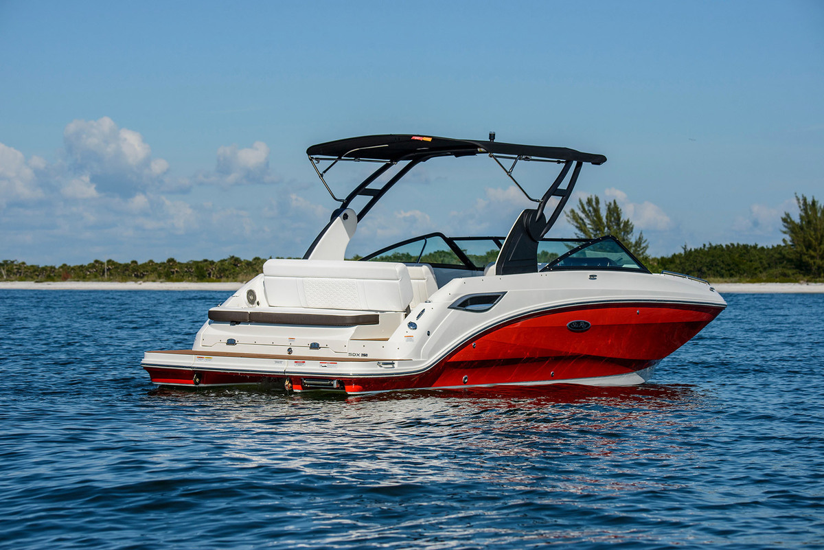 foto: 5 Sea Ray SDX 250