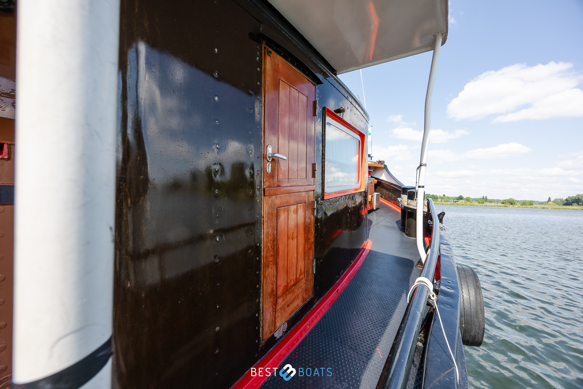 foto: 18 Sleepboot Limburgia 
