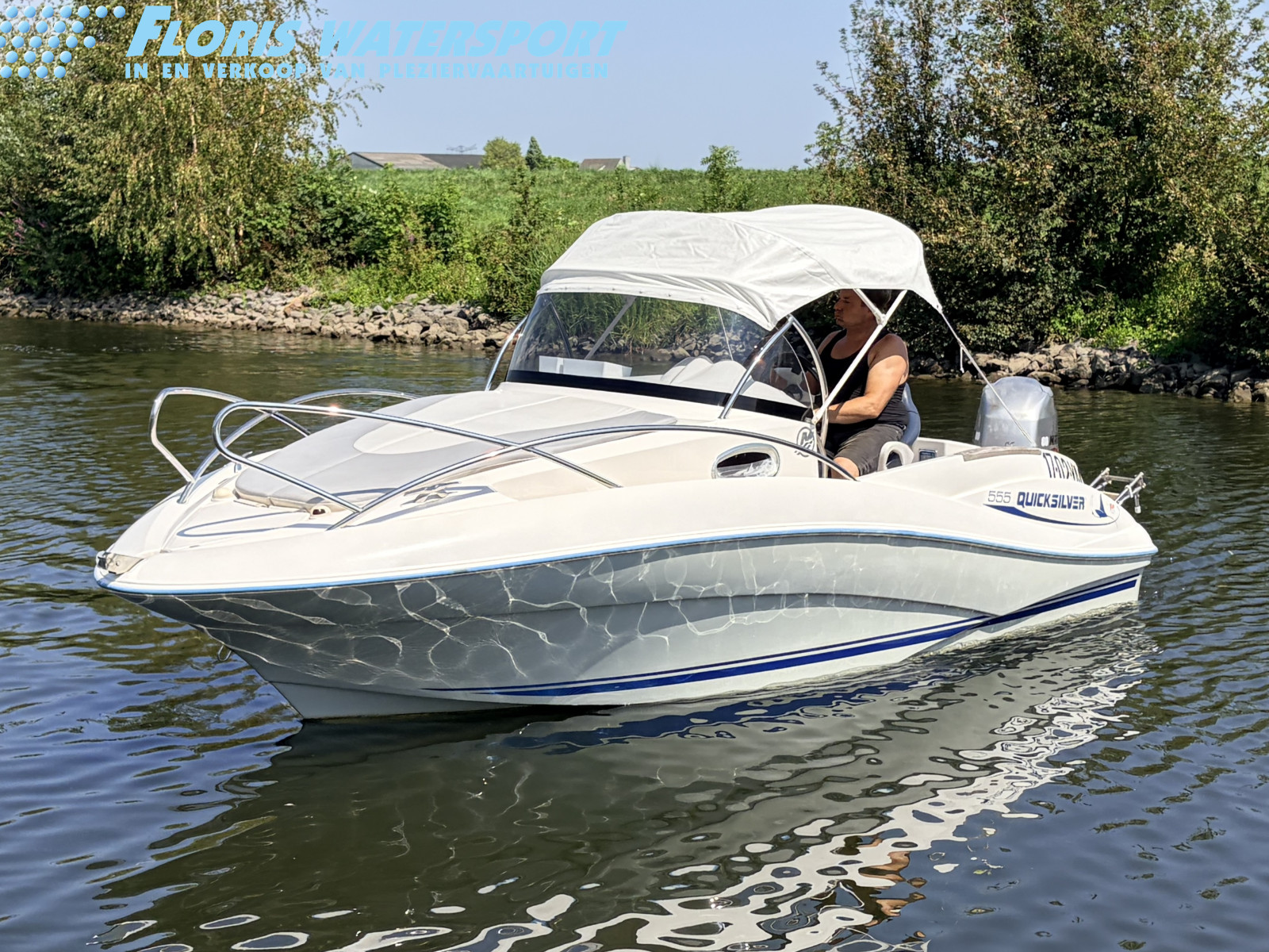 Quiclsilver Activ 555