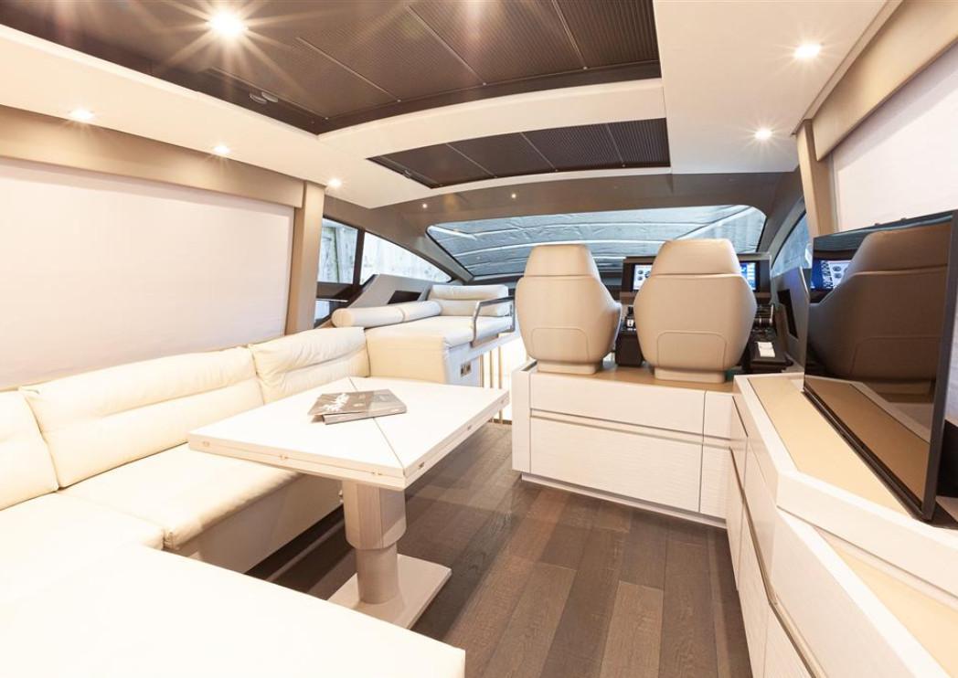 foto: 5 Pershing 7 X