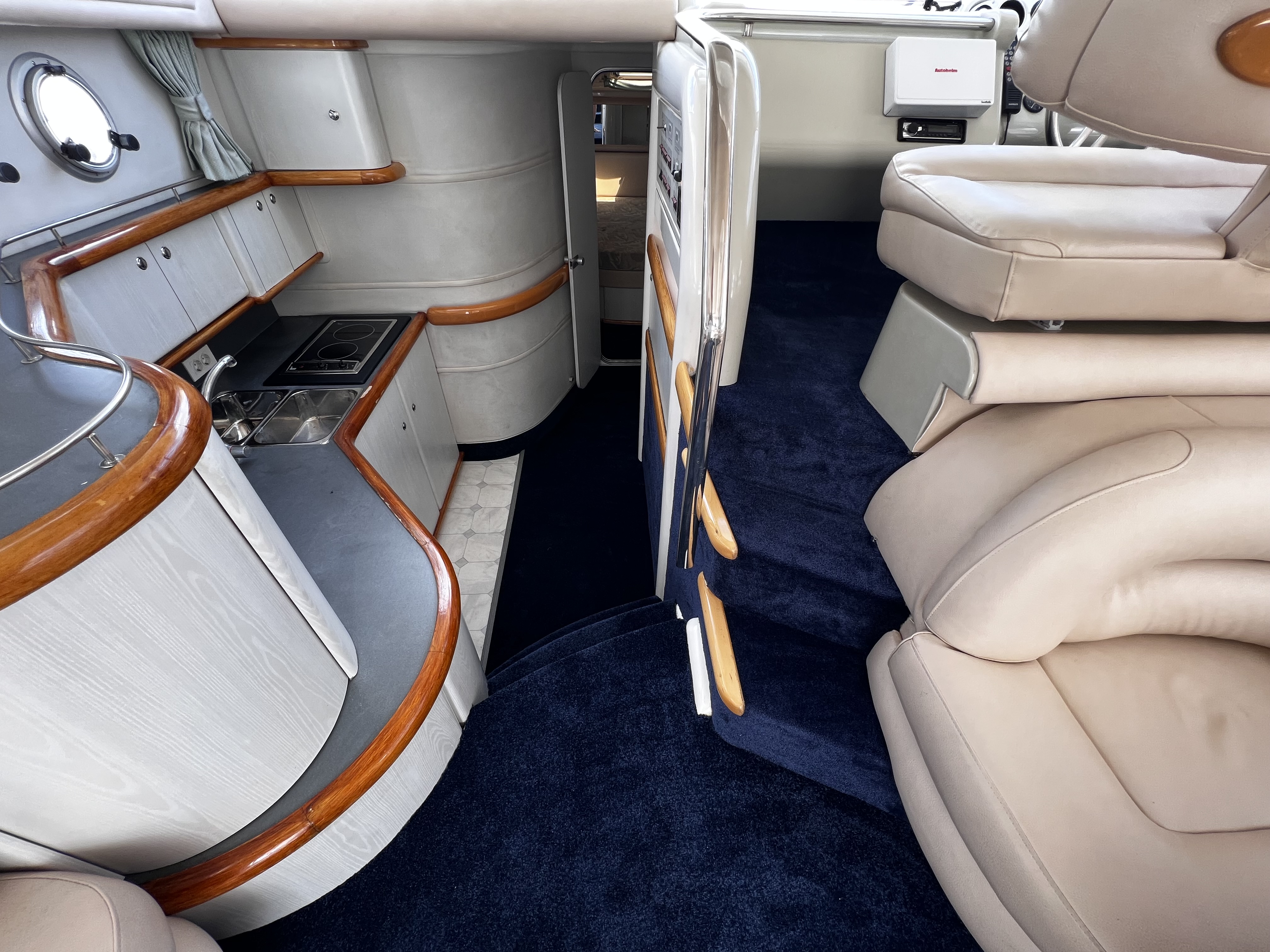 foto: 7 Sealine 420 Statesman