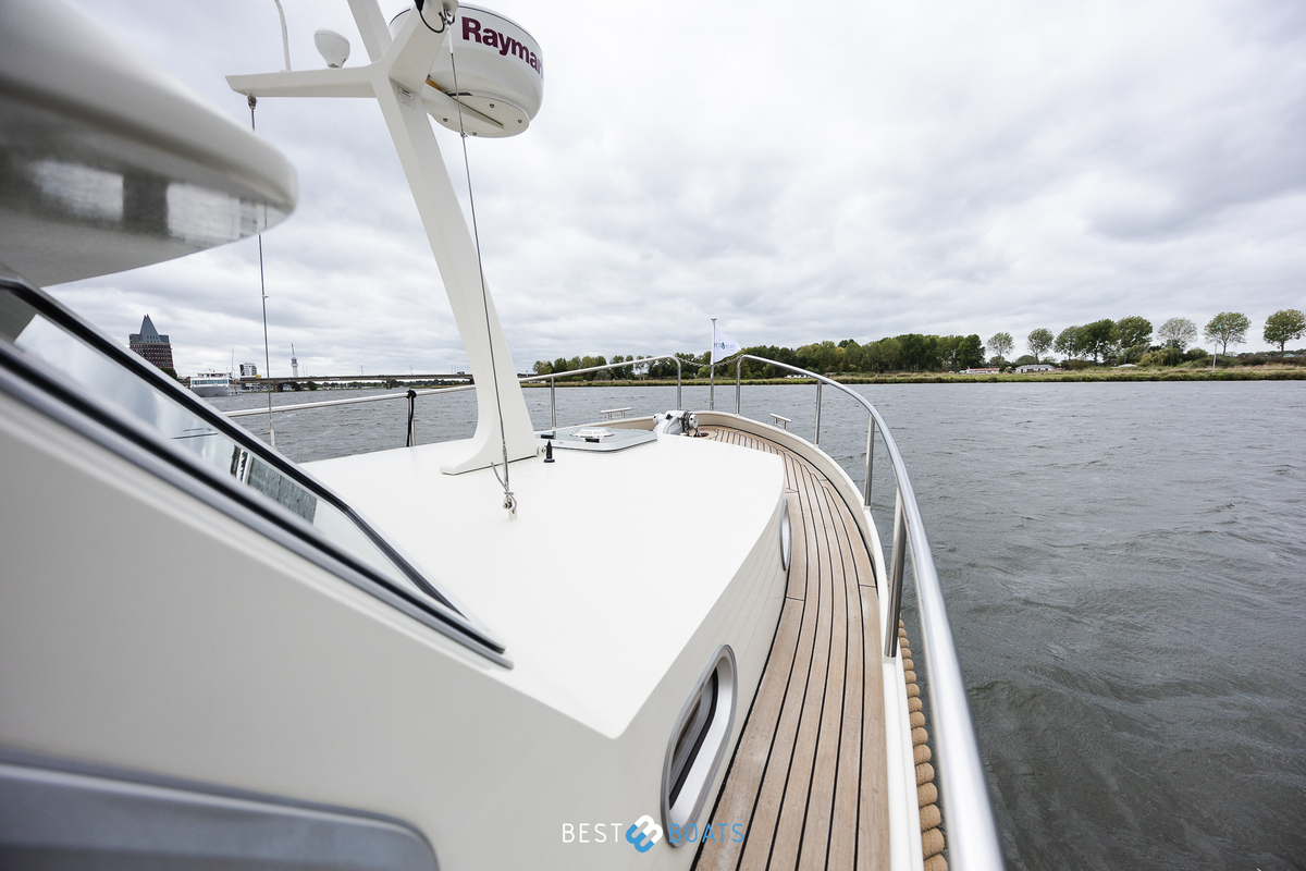 foto: 8 Linssen Grand Sturdy 34.9 AC