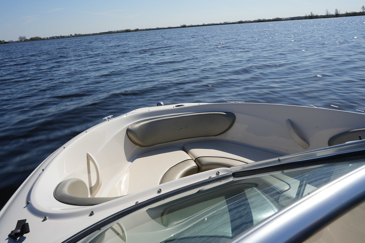 foto: 9 Sea Ray 200 Sport