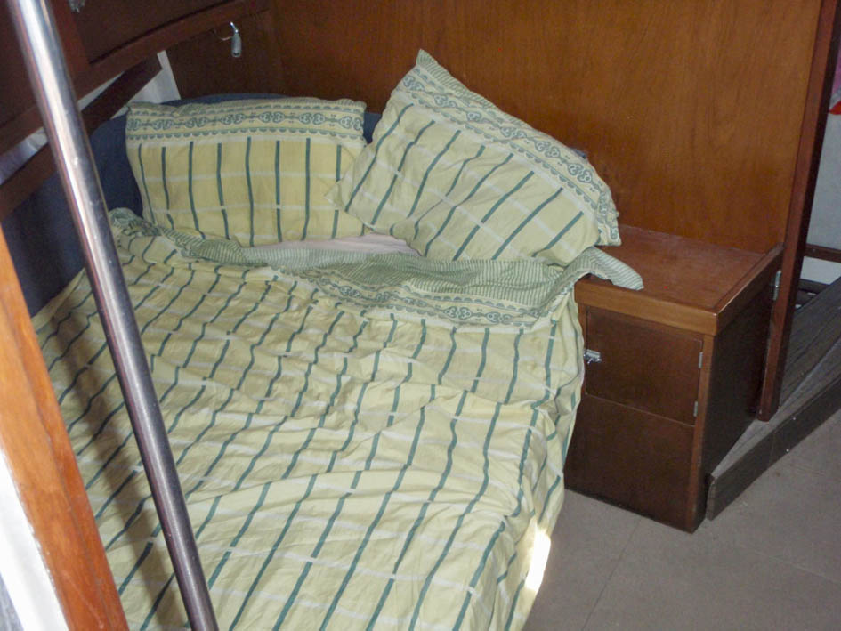 foto: 8 Amel Meltem 52