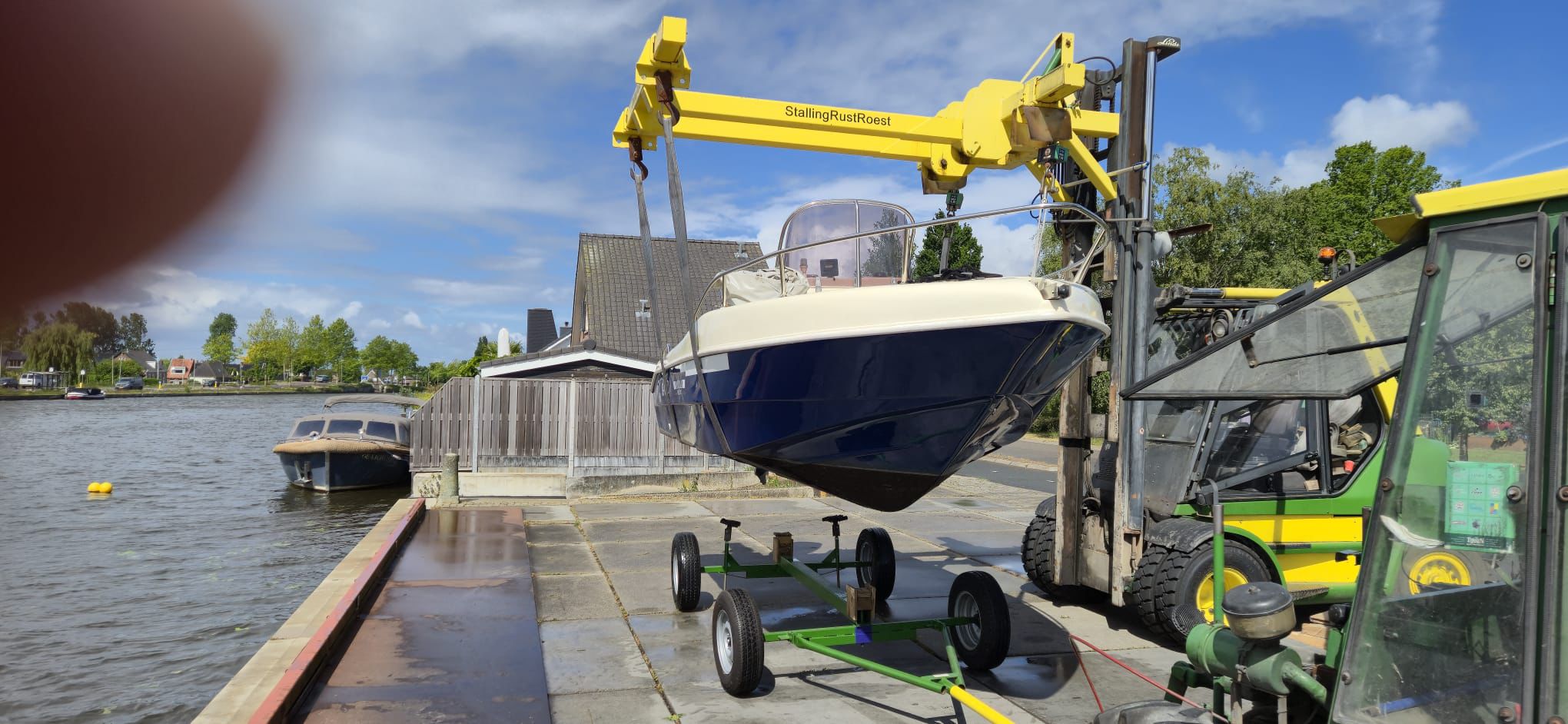 foto: 5 Rascala  futurama 600