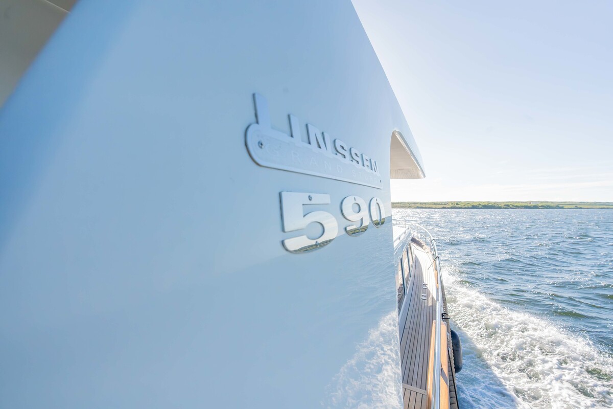 foto: 40 Linssen Grand Sturdy 590 AC Wheelhouse L-Class