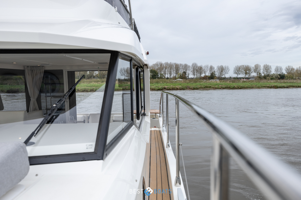 foto: 13 Beneteau Swift Trawler 30 