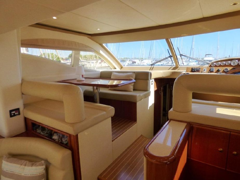 foto: 7 Majesty 50 Fly