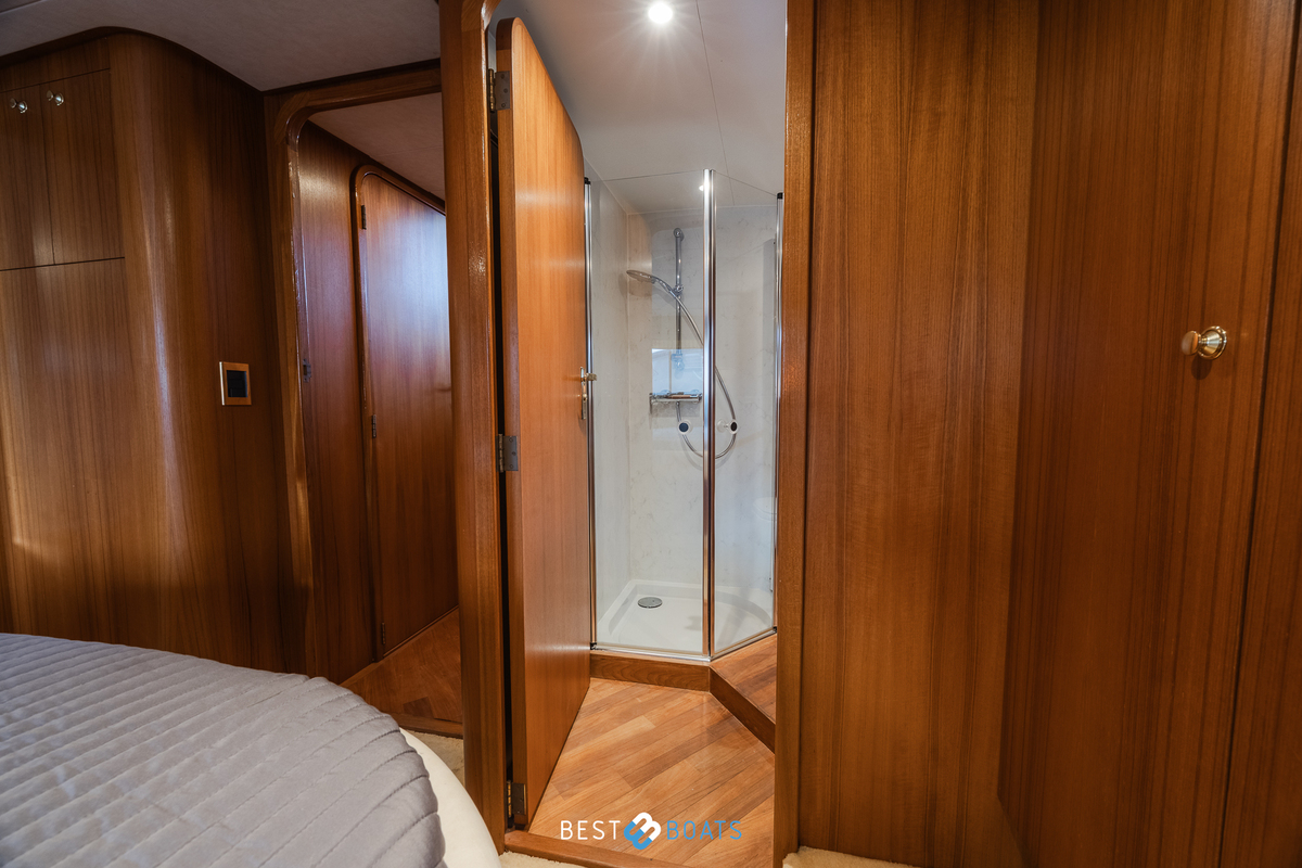 foto: 14 Wim van der Valk Continental 1700